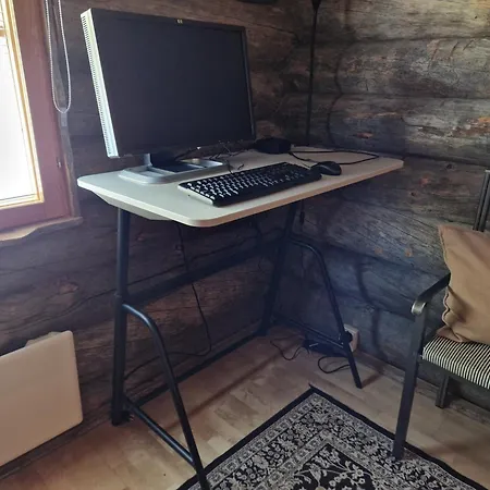 Tokkapirtti B2 Log Near Center In A Peaceful Neighbourhood Διαμέρισμα