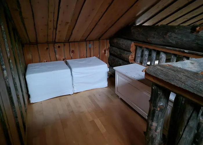 Tokkapirtti B2 Log Near Center In A Peaceful Neighbourhood 公寓 列维