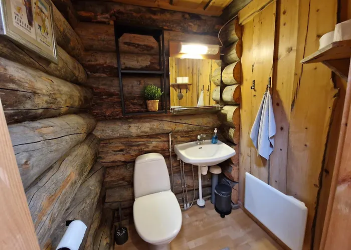 Tokkapirtti B2 Log Near Center In A Peaceful Neighbourhood *